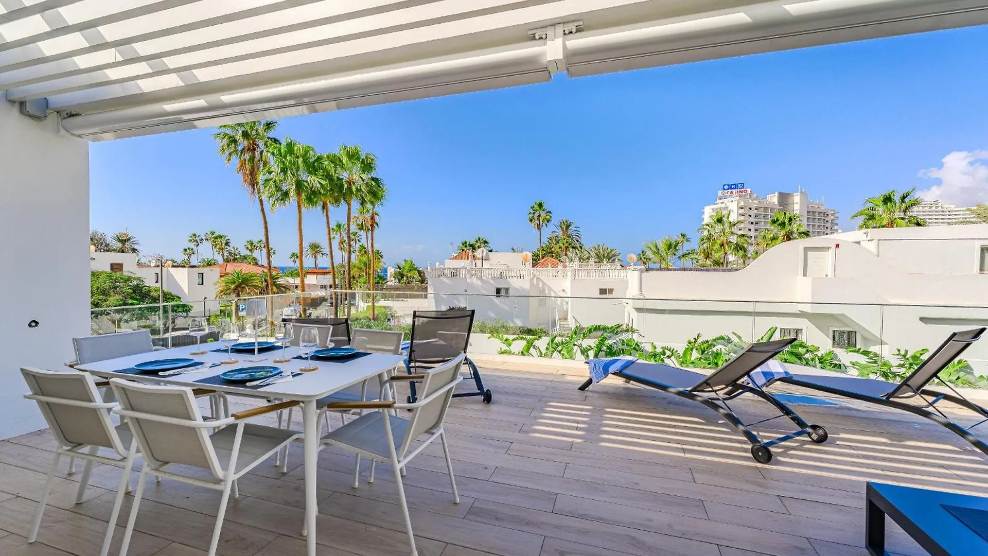 Apartment Don Carlos Sea View - Adults Only ! Playa de las Américas